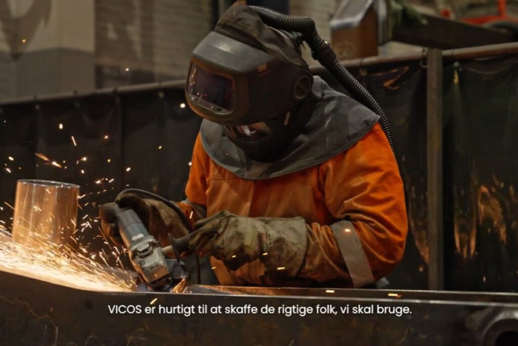 Faglært svejser i arbejde hos Titan Wind, faglært bemanding til vindindustrien via VICOS